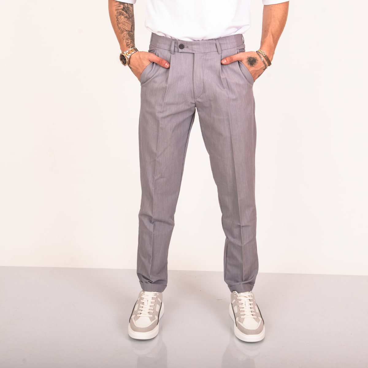 מכנס אלגנט מחויט בגזרה משוחררת - אפור