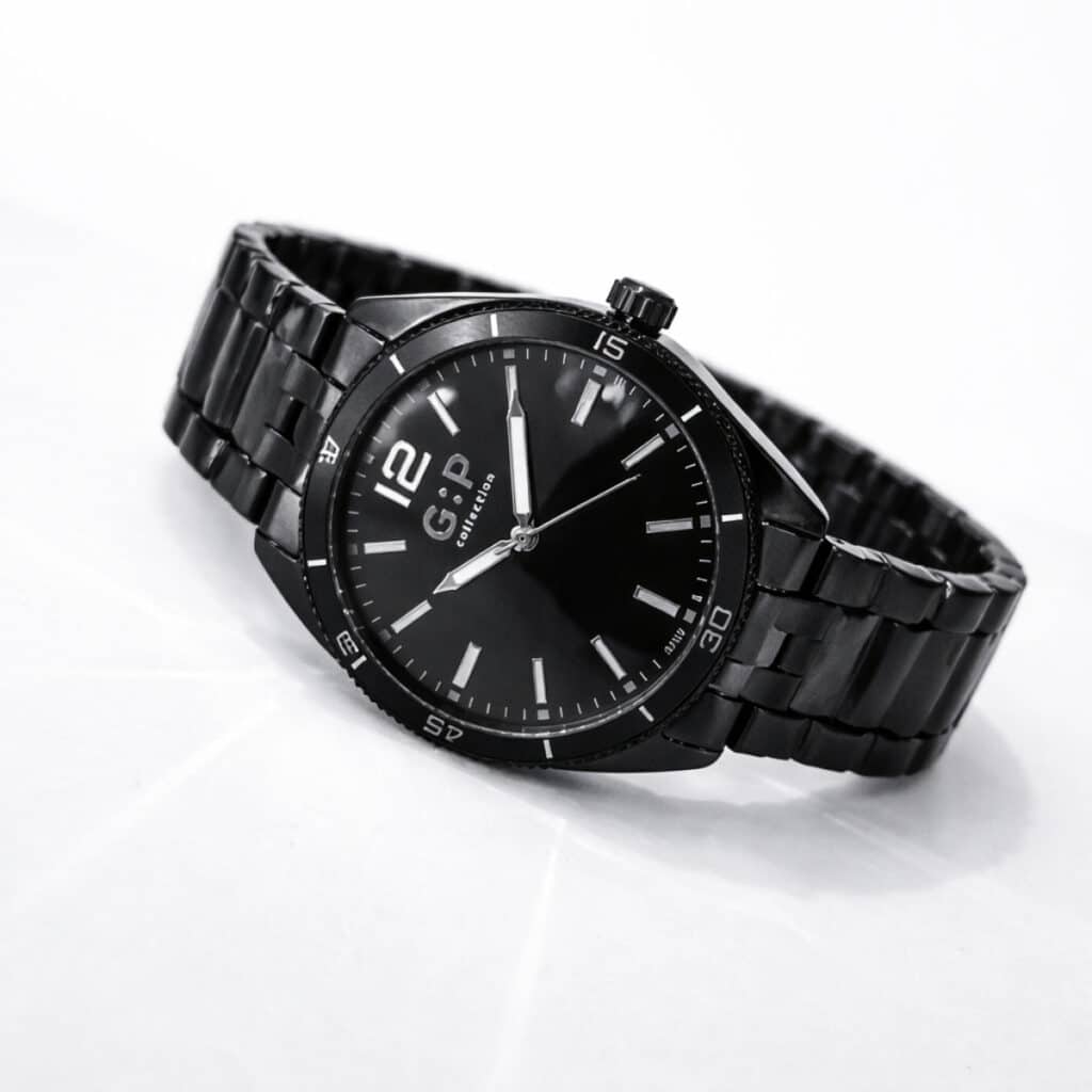 שעון לגבר דגם GP גולד סקוור