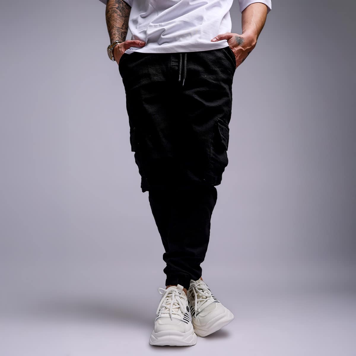 דגמח גינס שחור לגבר עם גומי במותן ובקרסול - דגם פייל