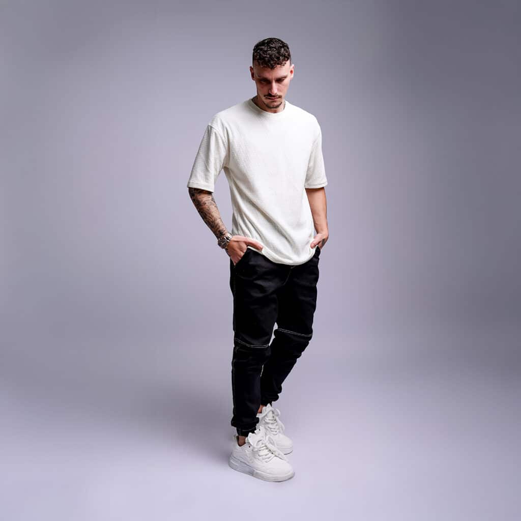 חולצת סריג לגבר אוברסייז – בד טקסטורה נושם